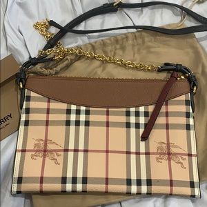 Burberry | Bags | Burberry Leather Clutch Bag | Poshmark